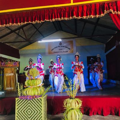 ශිෂ්‍ය නායක නිළ ලාංජන පැලඳවීම